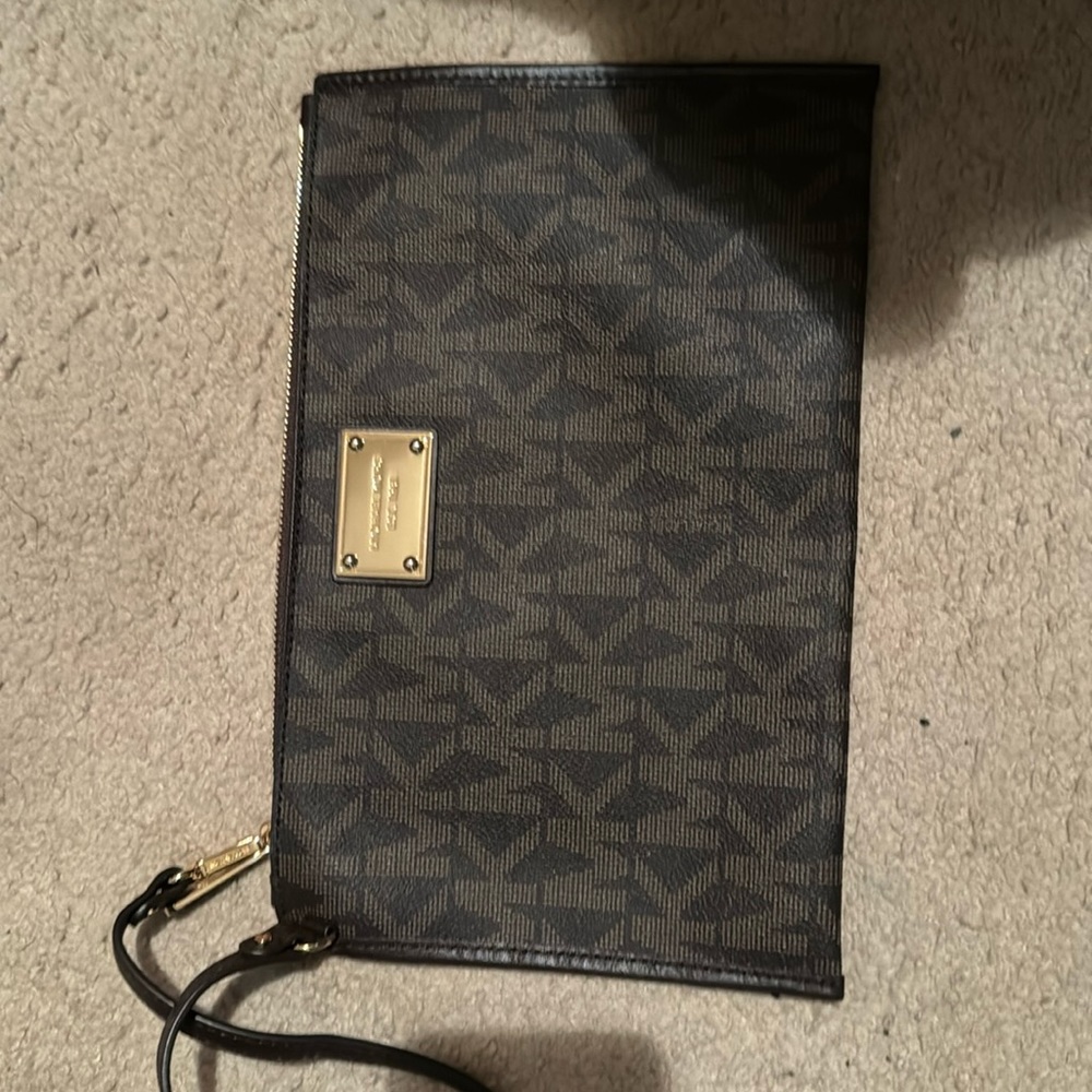 Michael Kors Leather Clutch/Wristlet